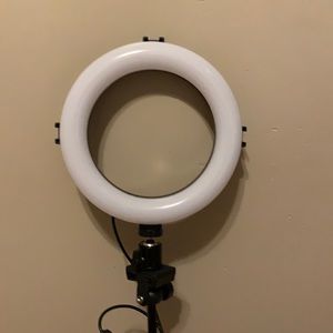 Ring light